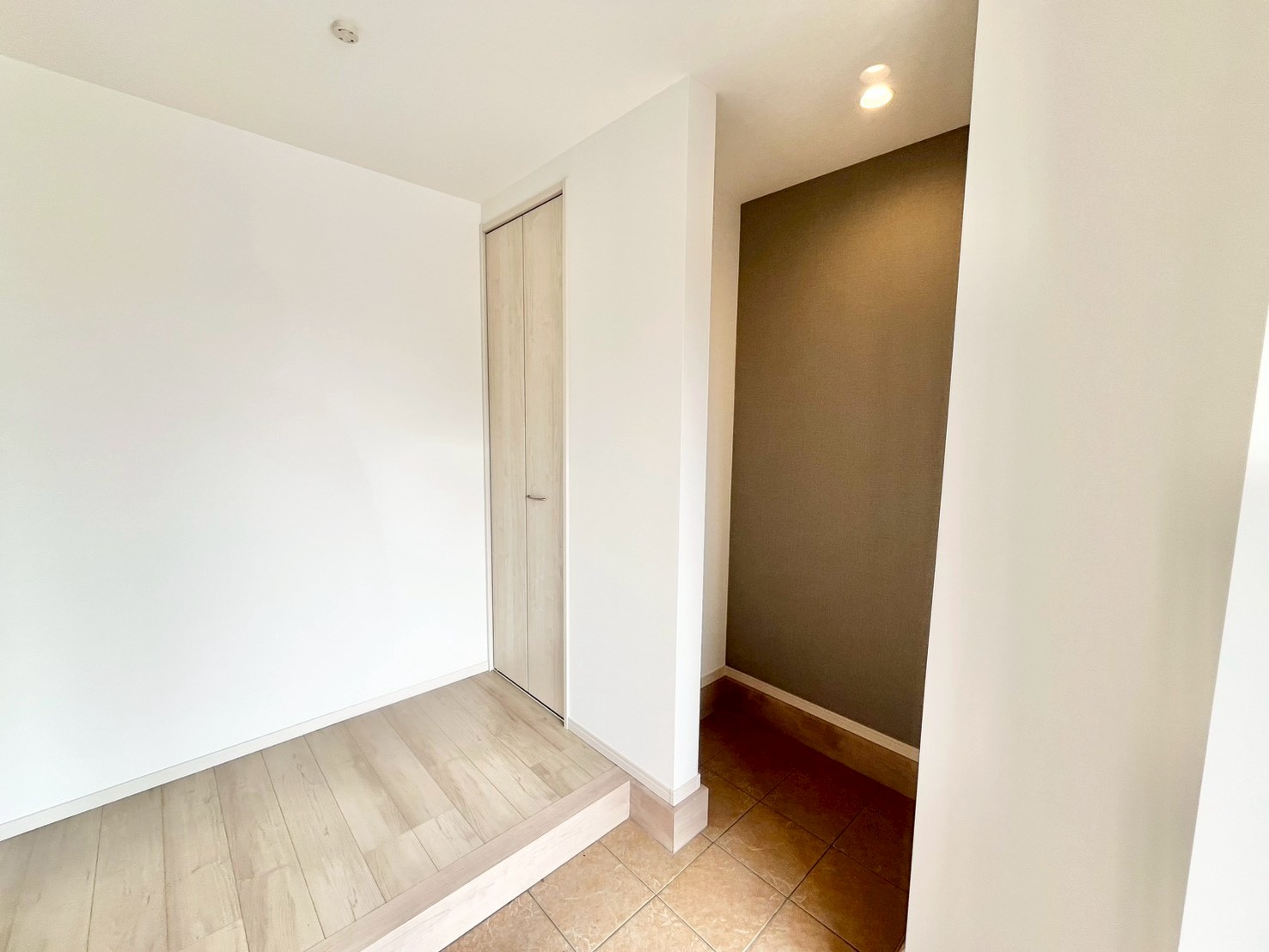 木更津市牛込 新築戸建て 玄関 ホール